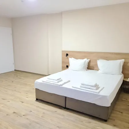 Happy Apartment *