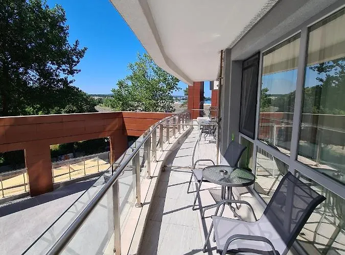 Happy Апартаменты