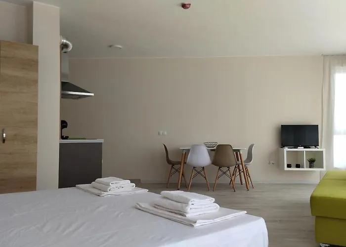 Happy Приморско