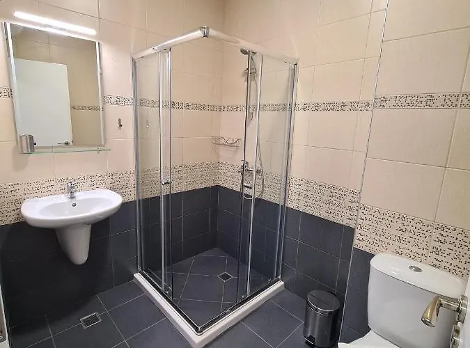 Апартаменты Happy 4*