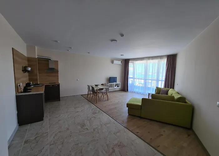 Happy Апартаменты Приморско