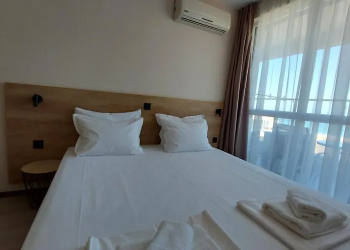 Happy Апартаменты