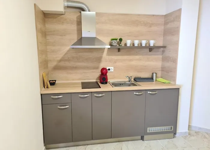 Апартаменты Happy 4*