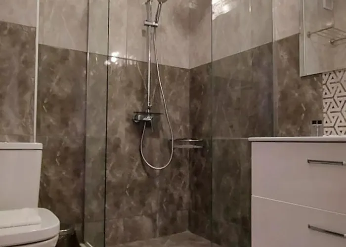 Апартаменты Happy 4*